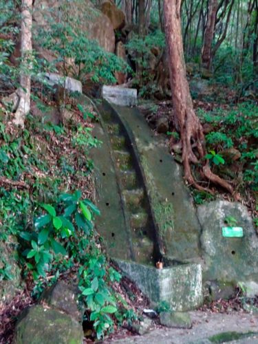 Path to Victoria Peak